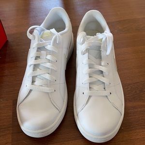 Never worn Nike